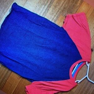 Sleeveles should be an excellent night top